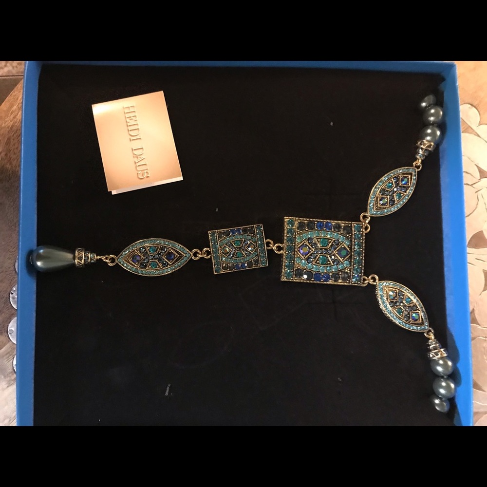 Heidi DAUS Divinely deco beaded Crystal necklace